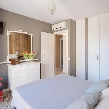 Via Nuova Διαμέρισμα